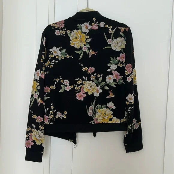 Bomber jacket - Picture 3 of 5